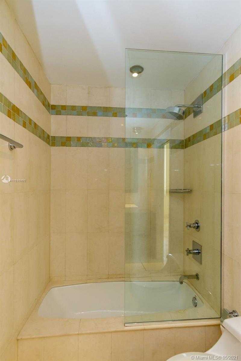 Small Image of 888 BRICKELL KEY DR #2802, Miami Number 20