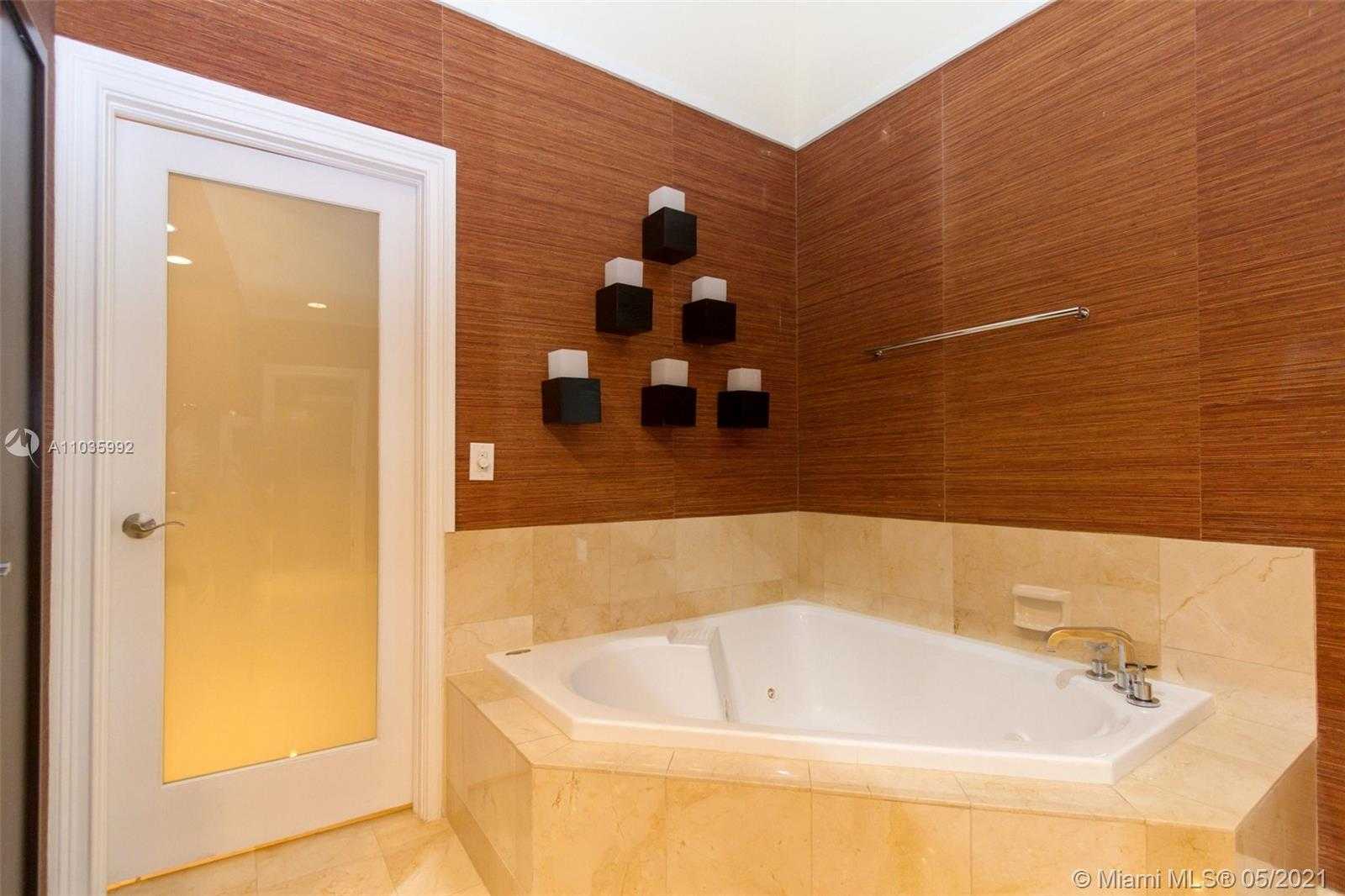 Small Image of 888 BRICKELL KEY DR #2802, Miami Number 40