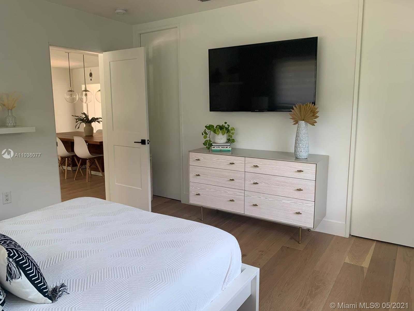 Small Image of 354 NORTH EAST 91ST ST, Miami Shores Number 15