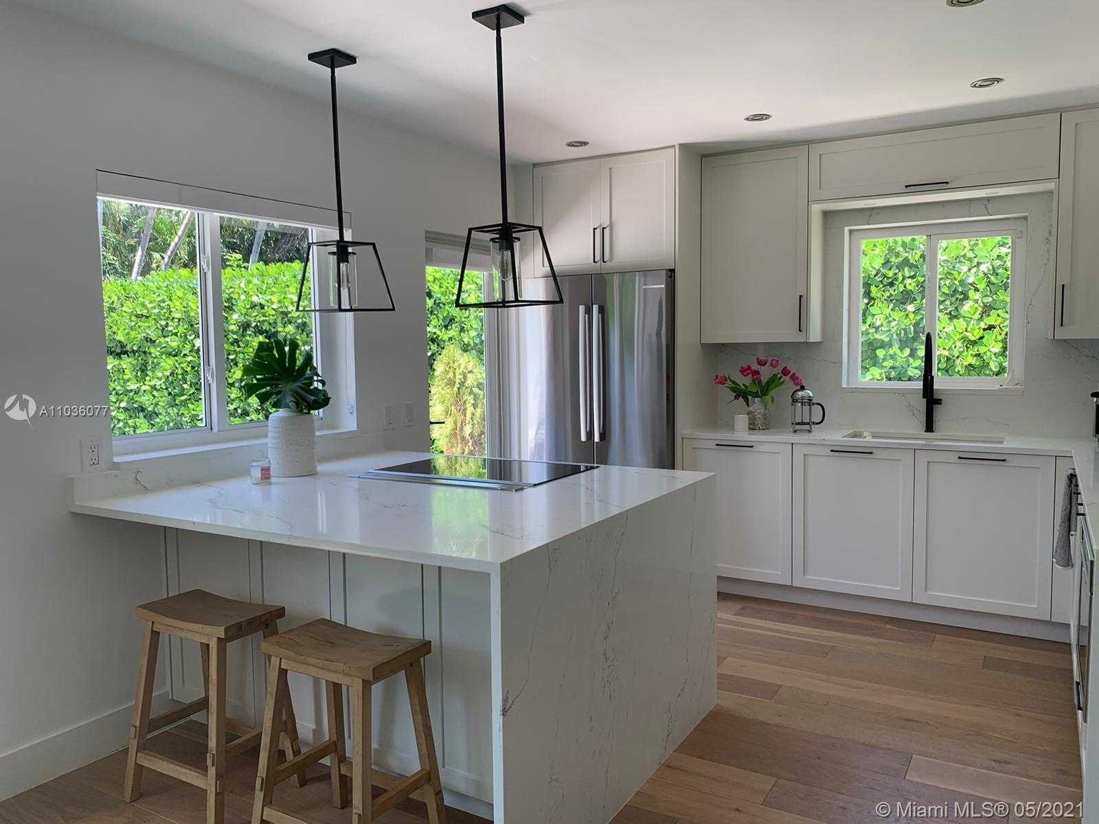 Small Image of 354 NORTH EAST 91ST ST, Miami Shores Number 9