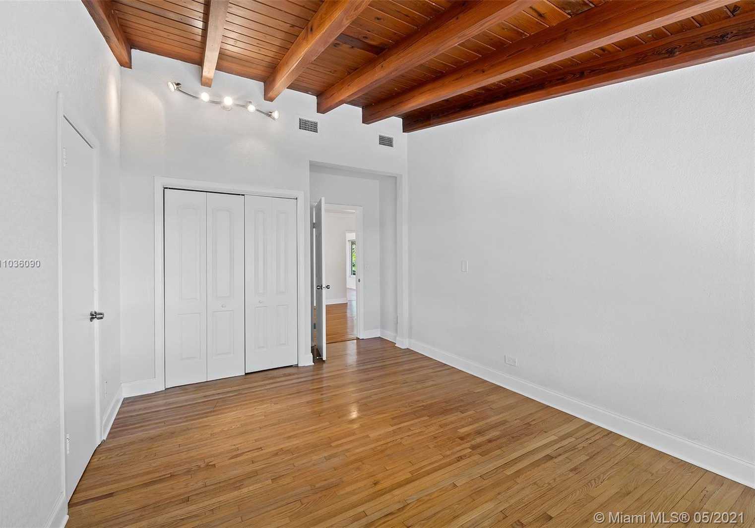 Small Image of 641 NAVARRE AVE, Coral Gables Number 14