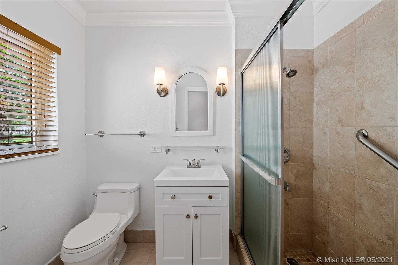 Small Image of 641 NAVARRE AVE, Coral Gables Number 15