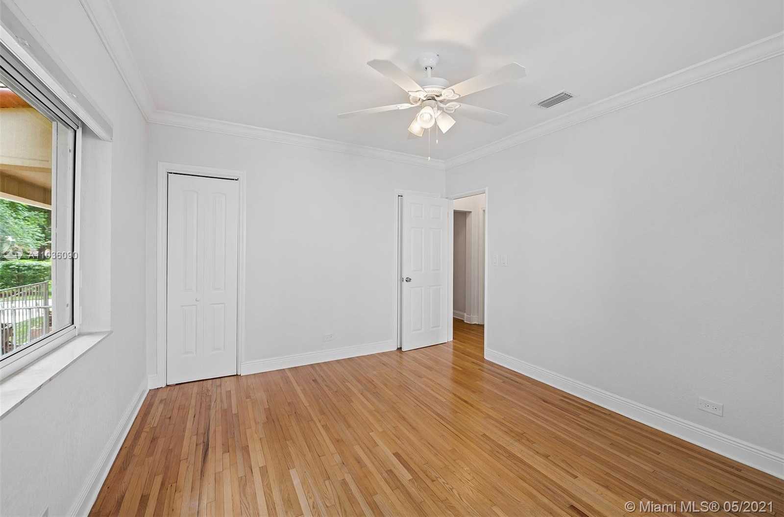 Small Image of 641 NAVARRE AVE, Coral Gables Number 18
