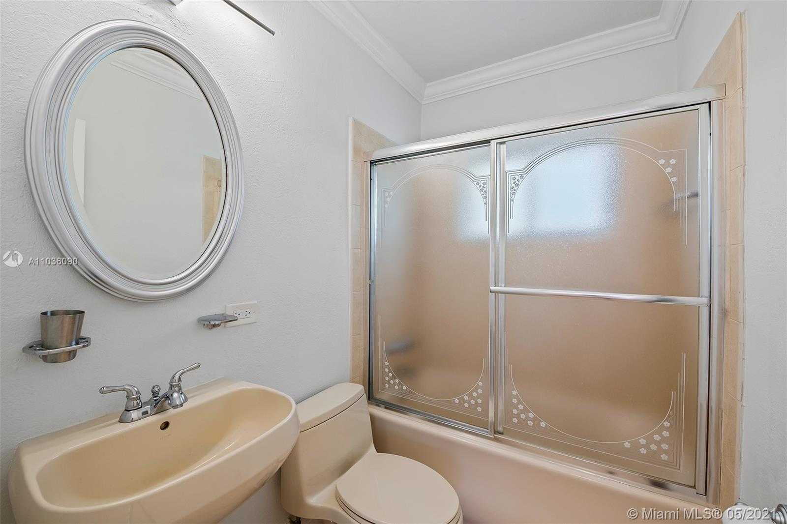 Small Image of 641 NAVARRE AVE, Coral Gables Number 20