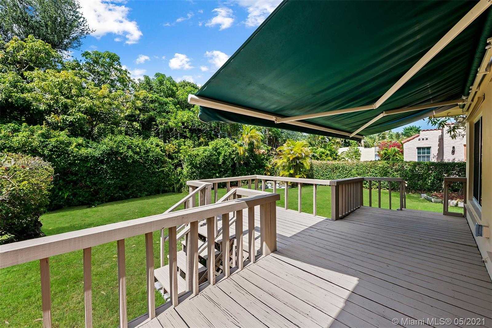 Small Image of 641 NAVARRE AVE, Coral Gables Number 21