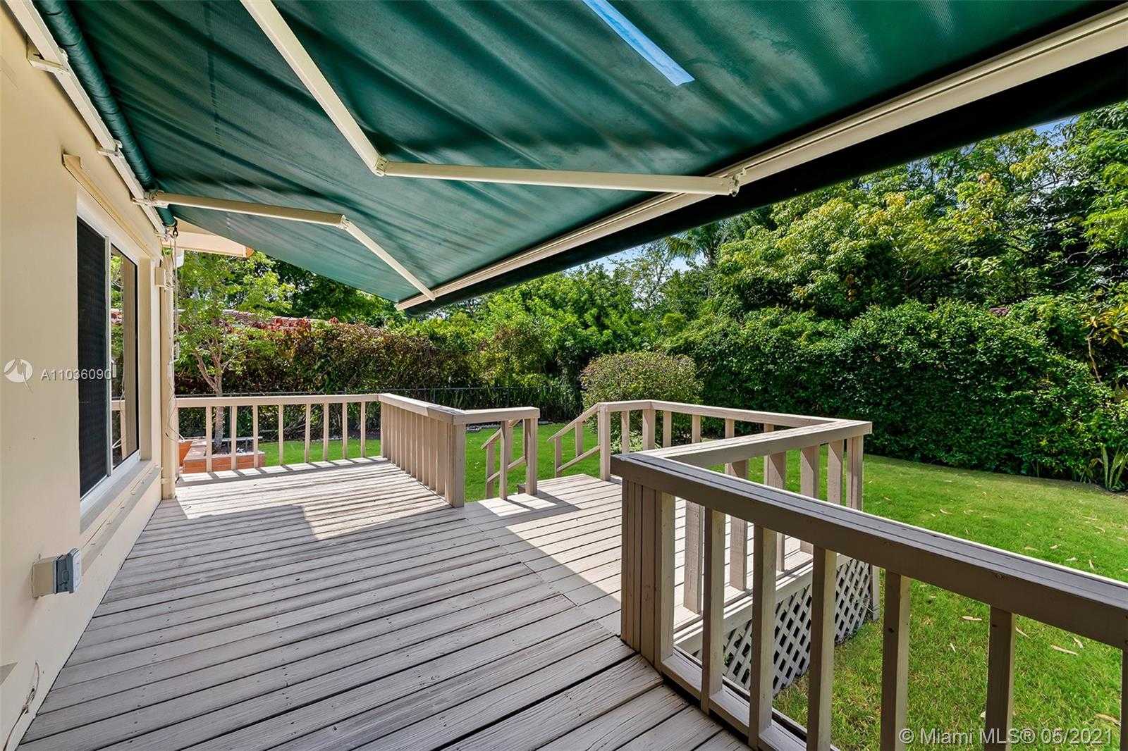 Small Image of 641 NAVARRE AVE, Coral Gables Number 22