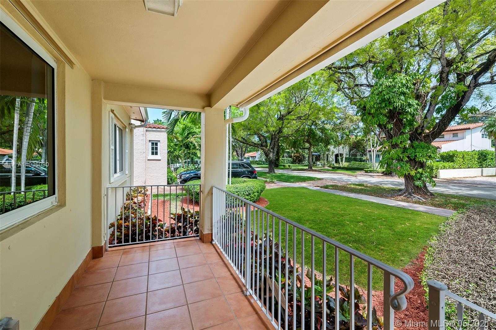 Small Image of 641 NAVARRE AVE, Coral Gables Number 3