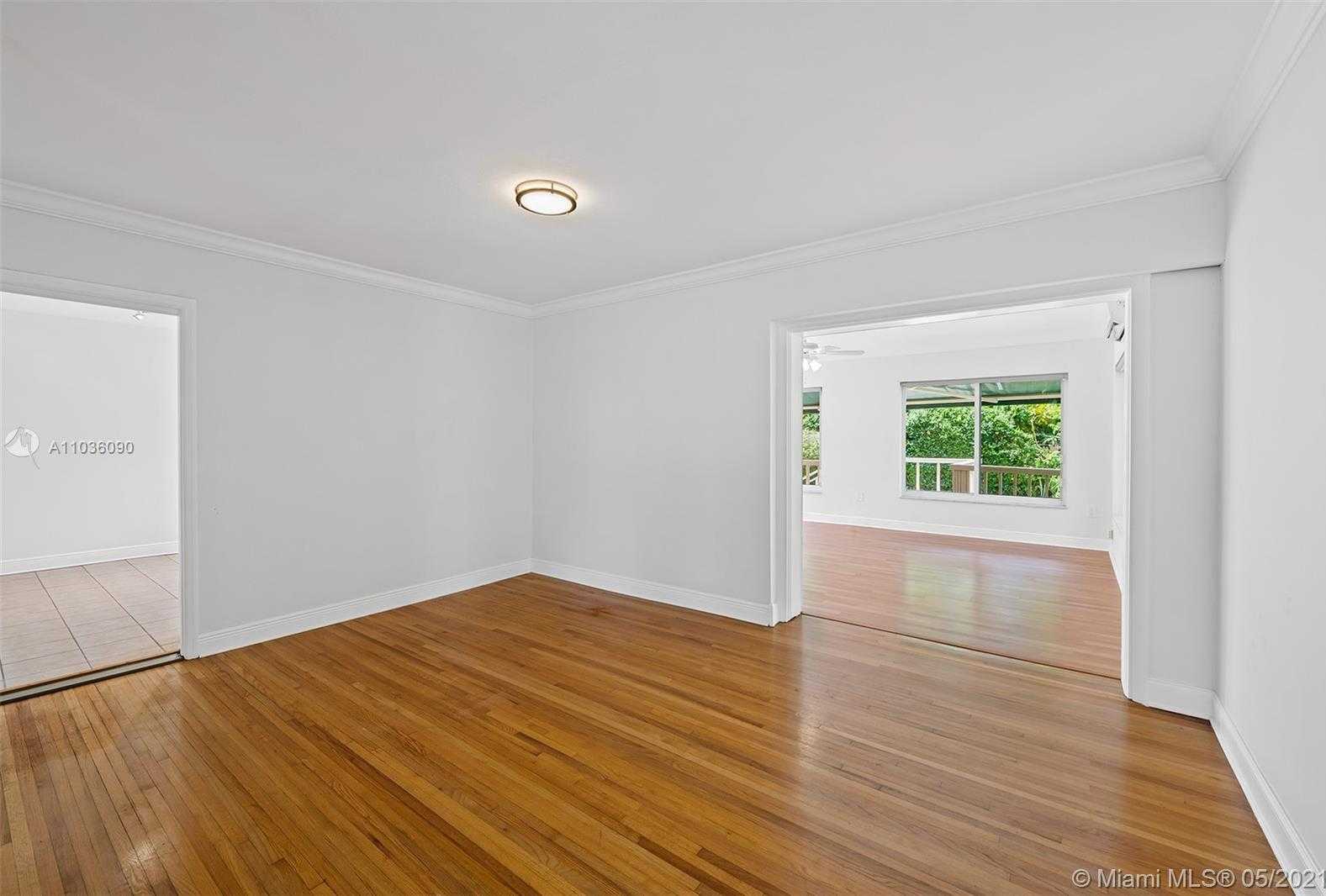 Small Image of 641 NAVARRE AVE, Coral Gables Number 7