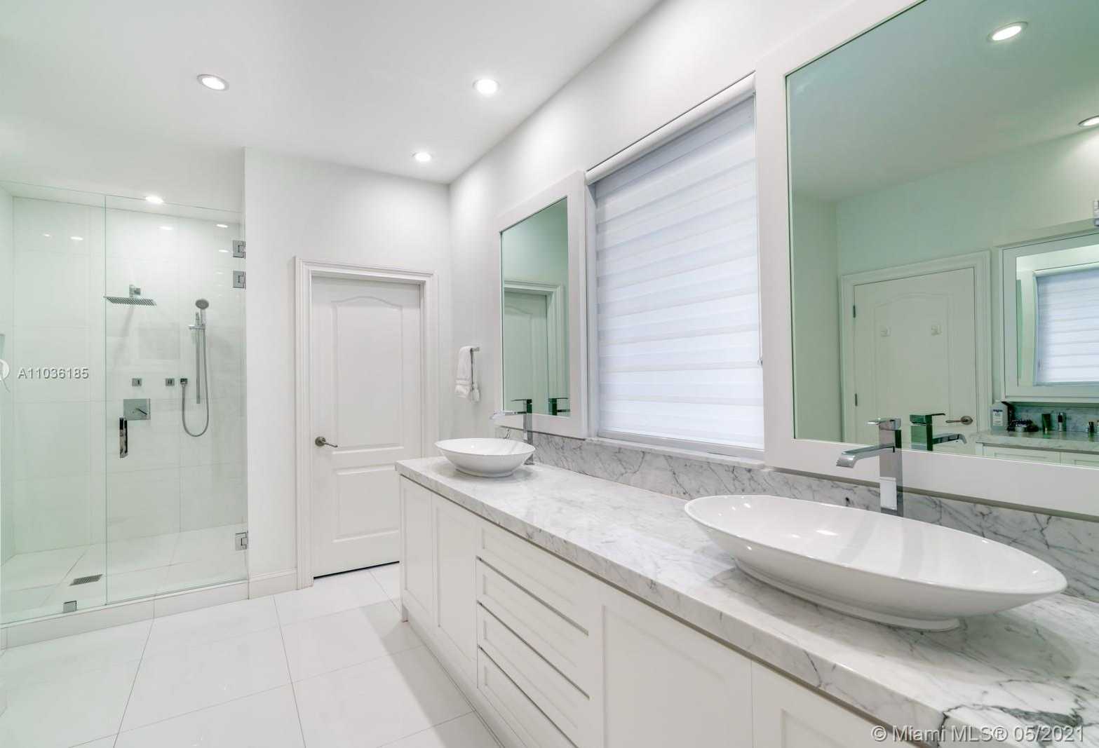 Small Image of 171 CAPE FLORIDA DR, Key Biscayne Number 12