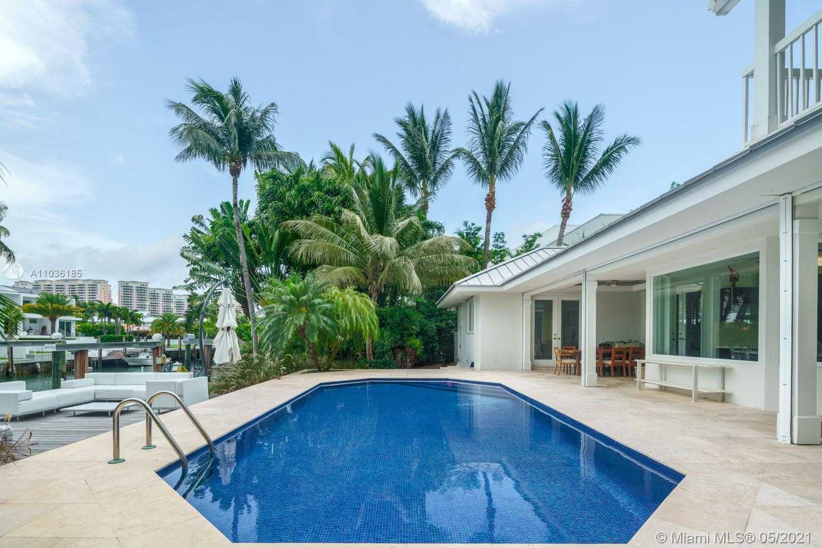 Small Image of 171 CAPE FLORIDA DR, Key Biscayne Number 27