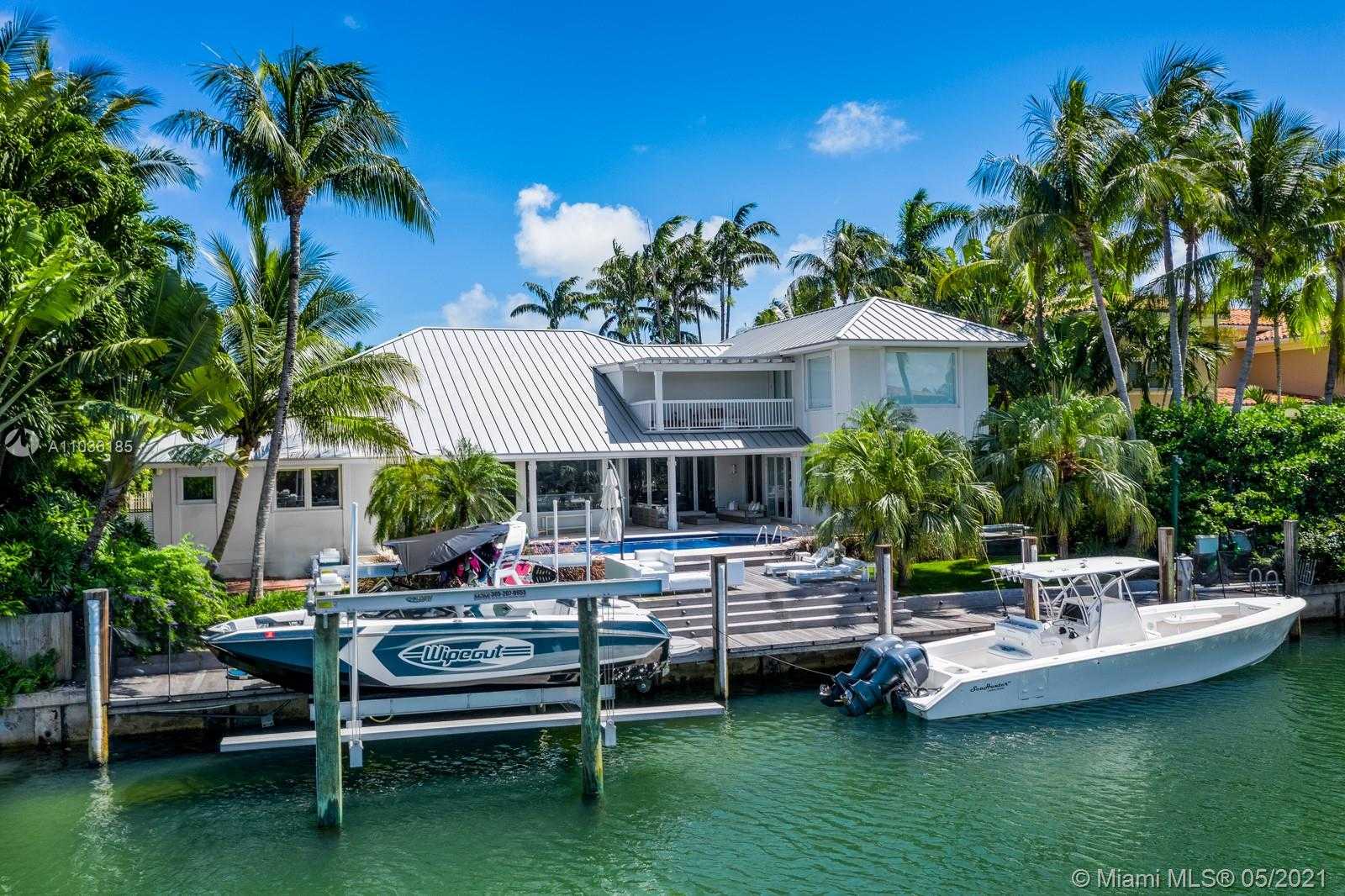 Small Image of 171 CAPE FLORIDA DR, Key Biscayne Number 33