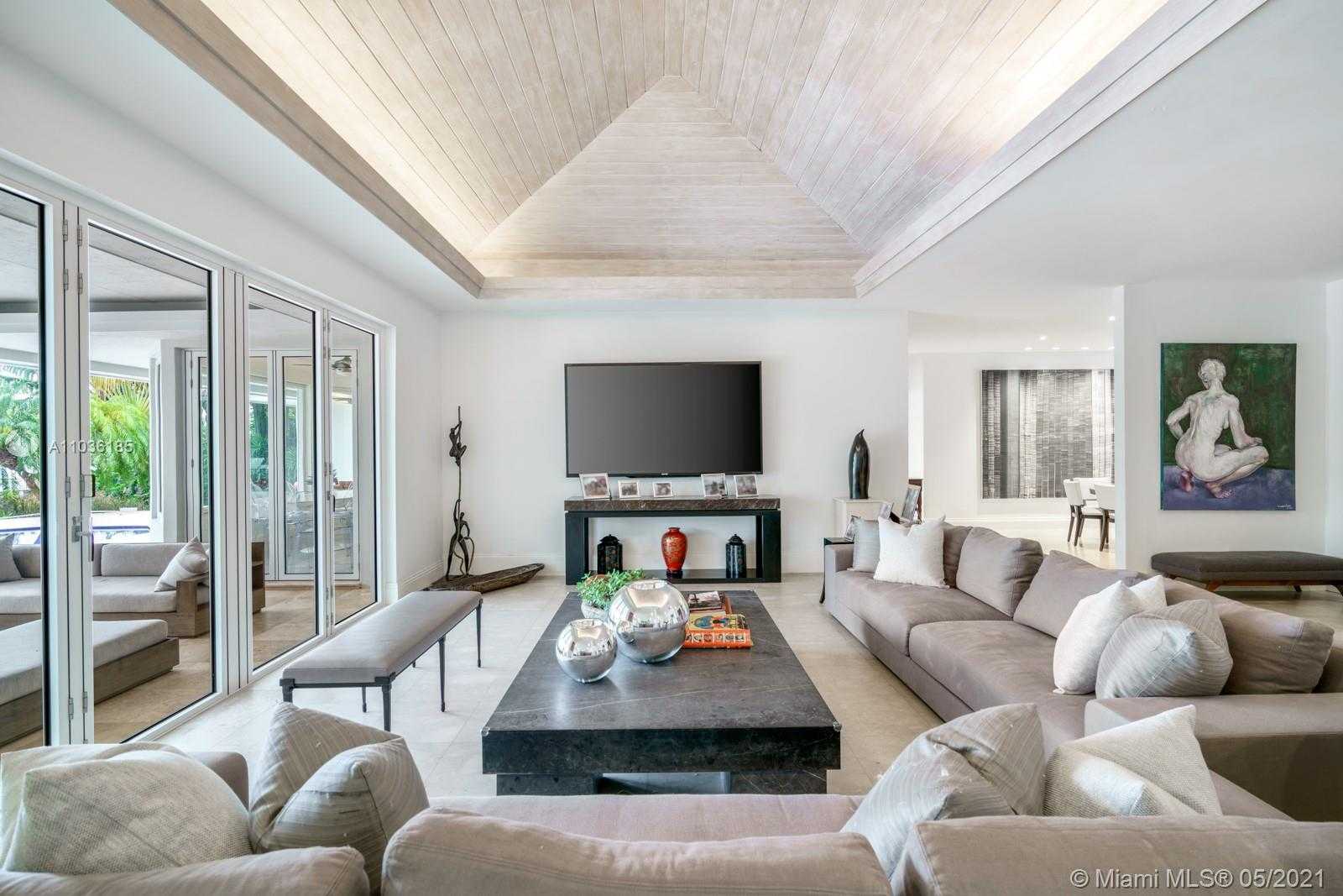 Small Image of 171 CAPE FLORIDA DR, Key Biscayne Number 4