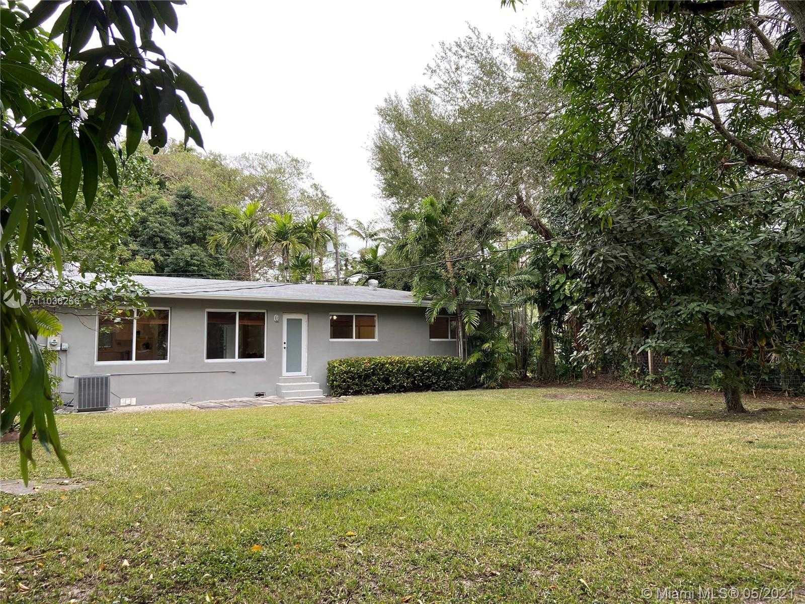 Small Image of 6760 SOUTH WEST 78TH TER, South Miami Number 7
