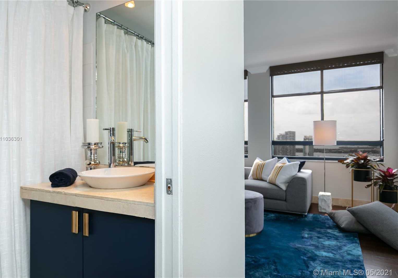 Small Image of 1330 WEST AVE #2908, Miami Beach Number 32