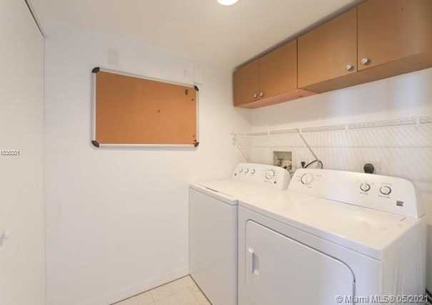 Small Image of 1330 WEST AVE #2908, Miami Beach Number 33