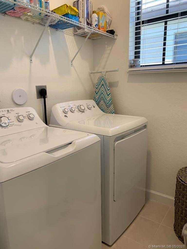 Small Image of 3433 WEST 108TH ST, Hialeah Number 12