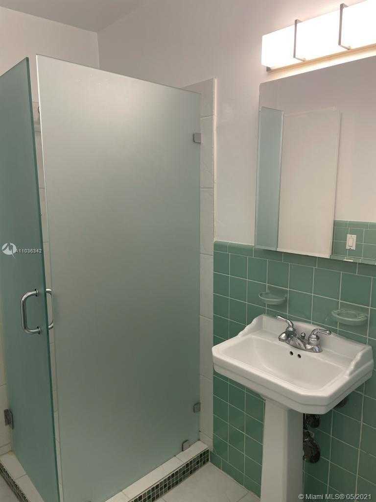 Small Image of 9125 CARLYLE AVE, Surfside Number 13