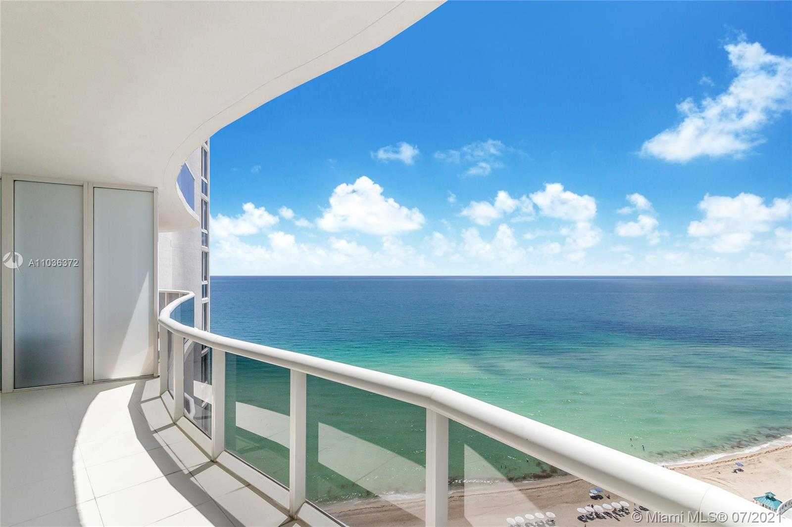 Small Image of 15901 COLLINS AVE #1807, Sunny Isles Beach Number 3