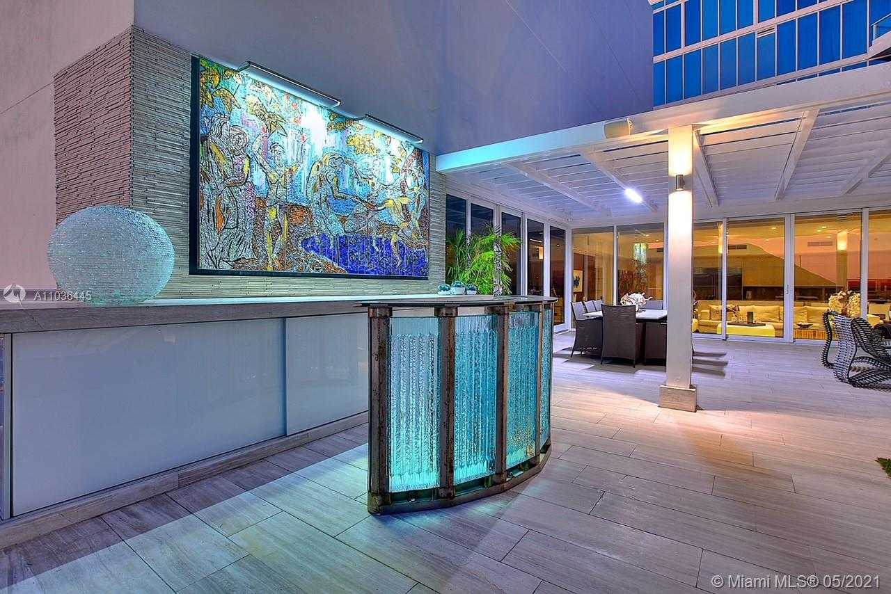 Small Image of 2020 NORTH BAYSHORE DR #4203, Miami Number 30
