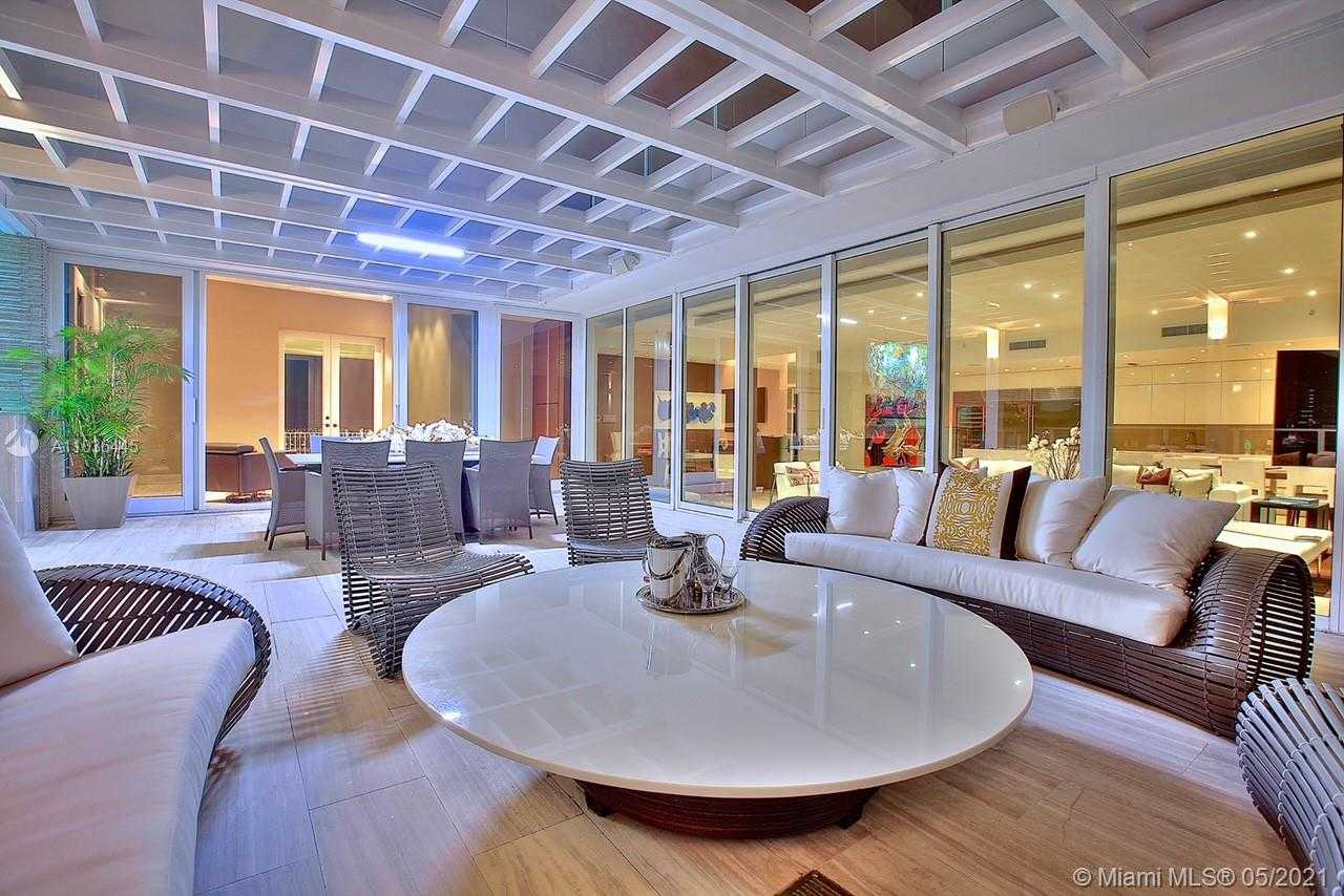 Small Image of 2020 NORTH BAYSHORE DR #4203, Miami Number 33