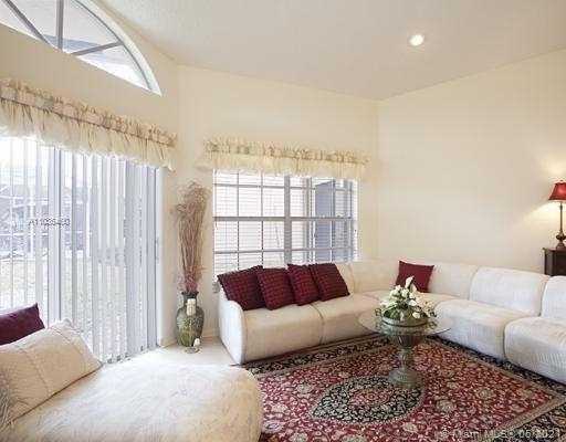 Small Image of 11017 HELENA DR #11017, Cooper City Number 10