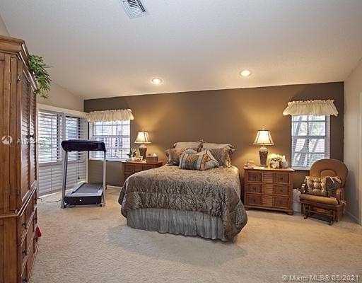 Small Image of 11017 HELENA DR #11017, Cooper City Number 13
