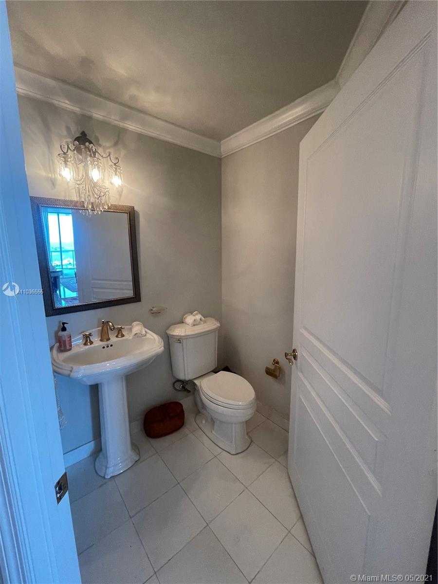 Small Image of 2645 SOUTH BAYSHORE DR #1003, Miami Number 24