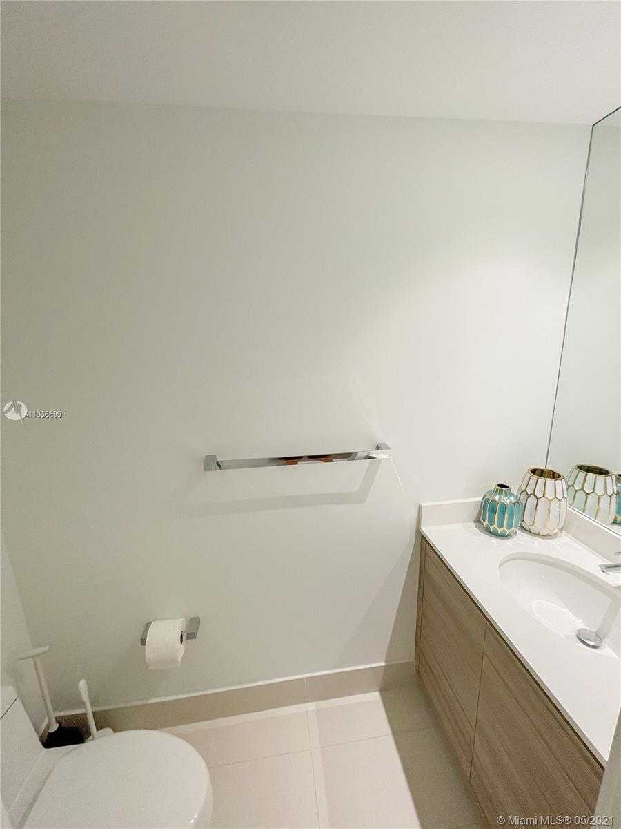 Small Image of 121 NORTH EAST 34TH ST #2615, Miami Number 10