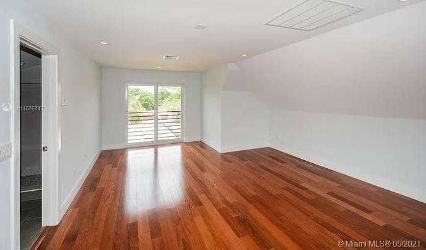 Small Image of 1409 NORTH EAST 4TH PL #1409, Fort Lauderdale Number 13