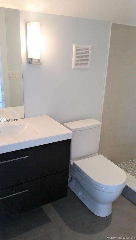 Small Image of 1409 NORTH EAST 4TH PL #1409, Fort Lauderdale Number 17