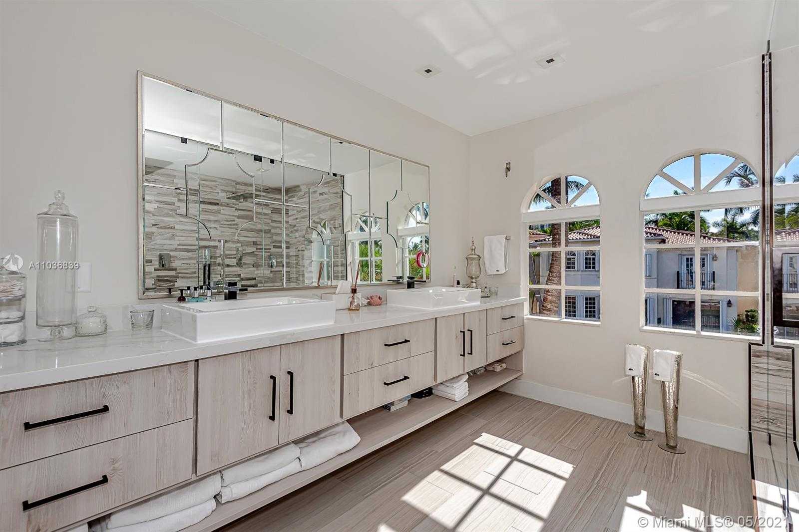 Small Image of 20846 NORTH EAST 32ND AVE, Aventura Number 19