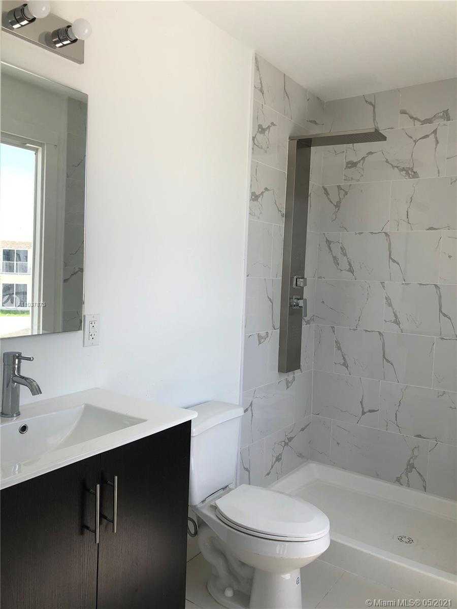 Small Image of 25869 SOUTH WEST 139TH PATH #25869, Miami Number 12