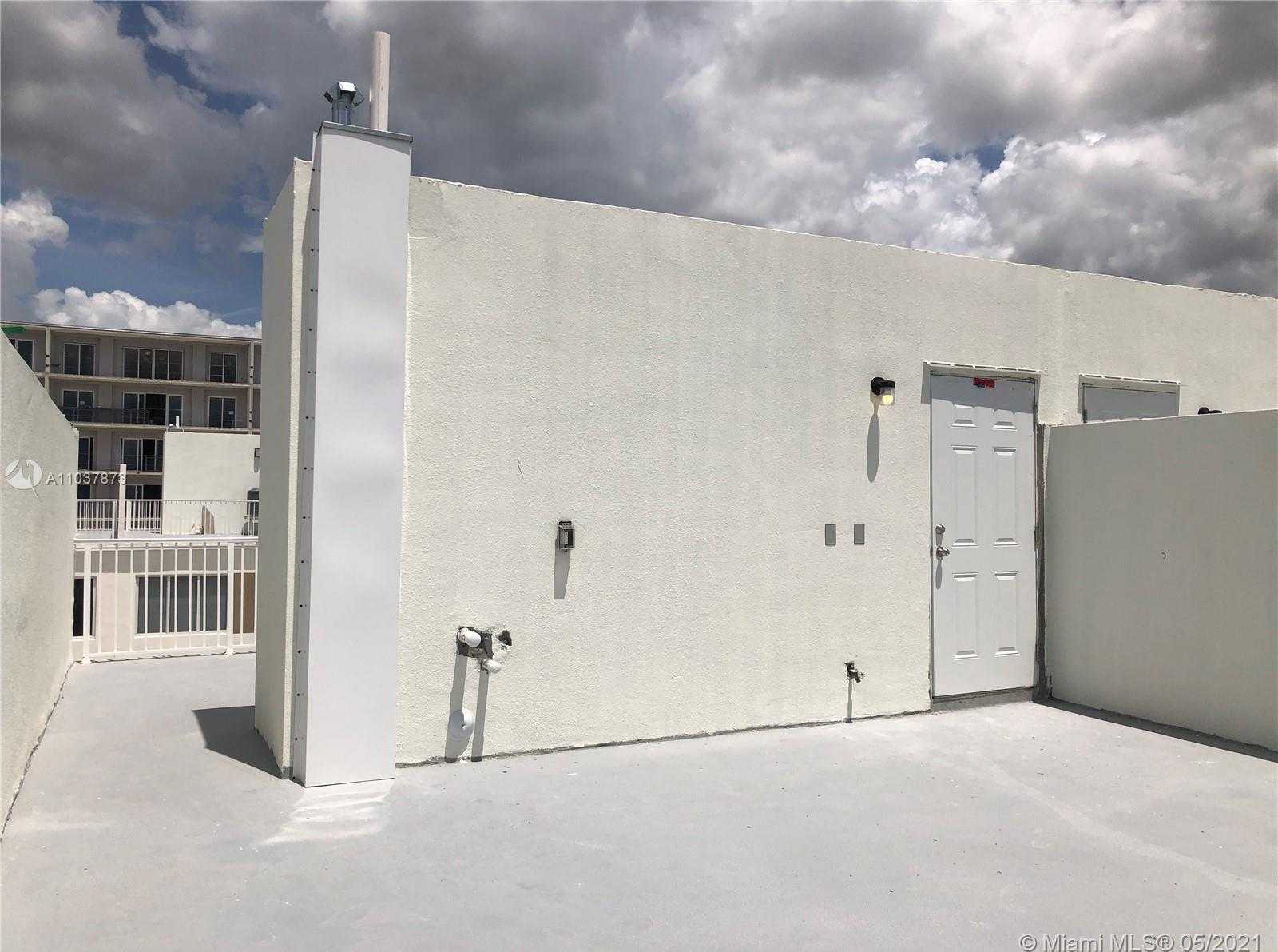 Small Image of 25869 SOUTH WEST 139TH PATH #25869, Miami Number 22
