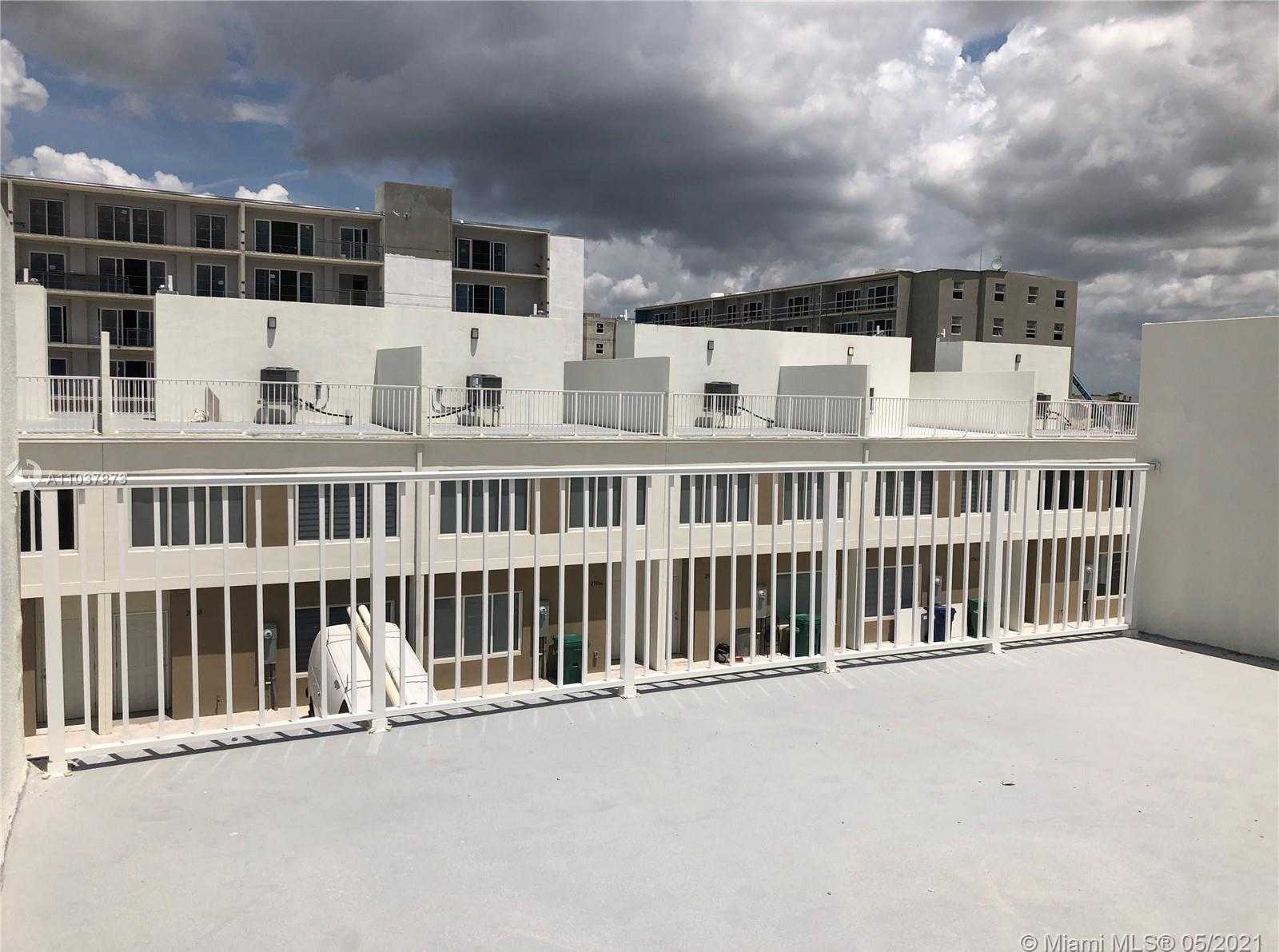 Small Image of 25869 SOUTH WEST 139TH PATH #25869, Miami Number 24