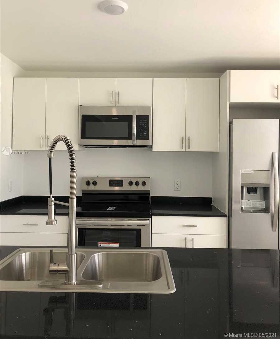 Small Image of 25869 SOUTH WEST 139TH PATH #25869, Miami Number 6