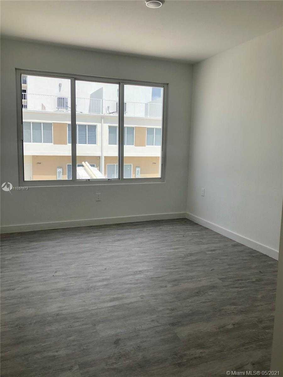 Small Image of 25869 SOUTH WEST 139TH PATH #25869, Miami Number 8