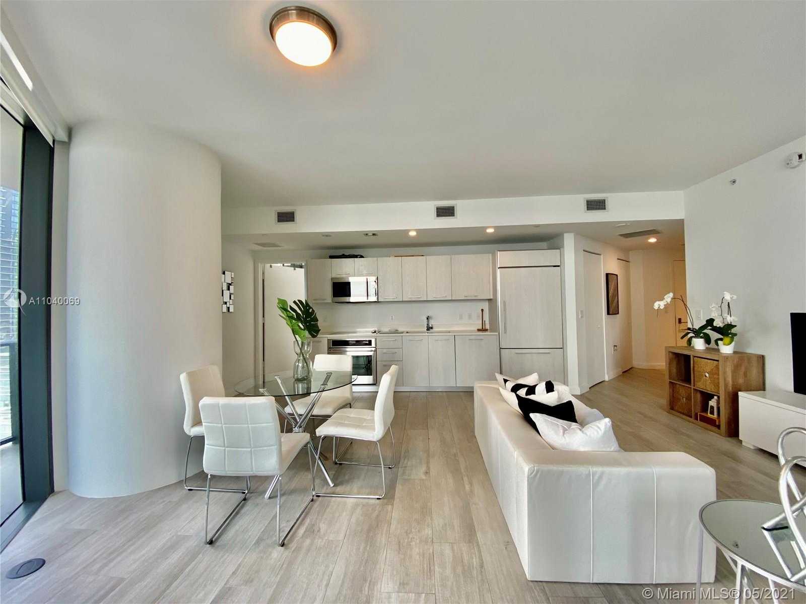 Small Image of 45 SOUTH WEST 9TH ST #2608, Miami Number 4