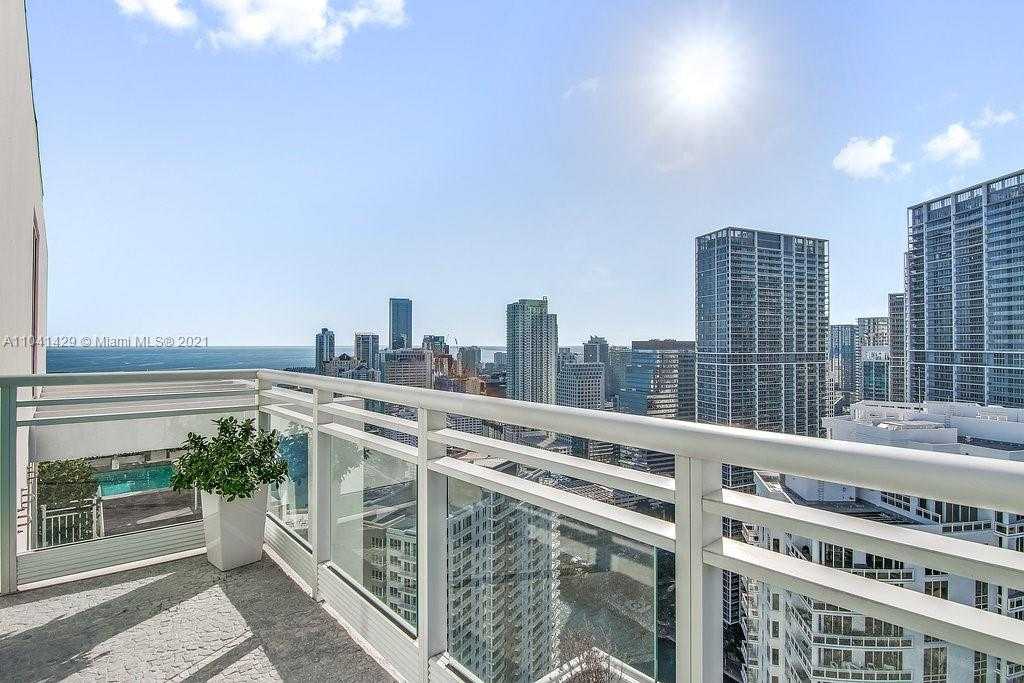 Small Image of 900 Brickell Key Blvd, Miami, FL 33131, USA Number 13