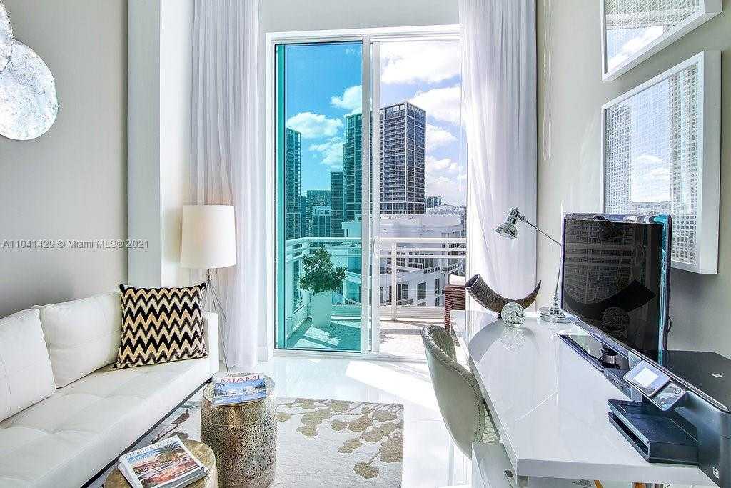 Small Image of 900 Brickell Key Blvd, Miami, FL 33131, USA Number 22