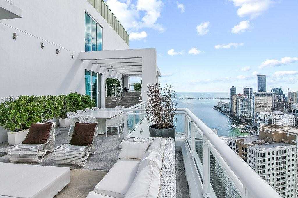 Small Image of 900 Brickell Key Blvd, Miami, FL 33131, USA Number 25