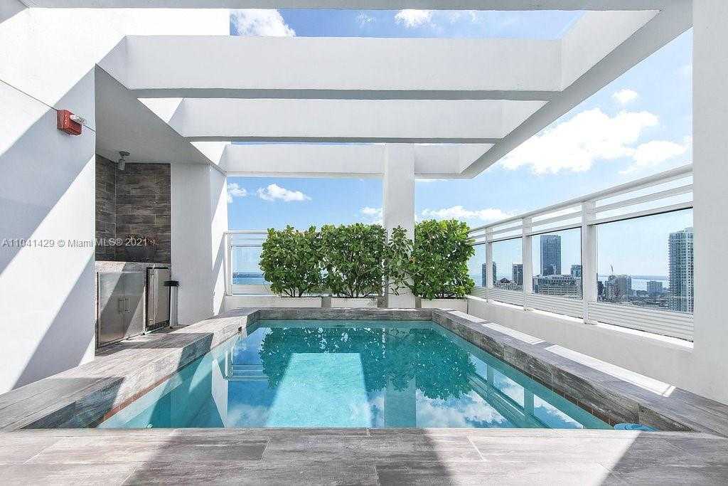 Small Image of 900 Brickell Key Blvd, Miami, FL 33131, USA Number 28