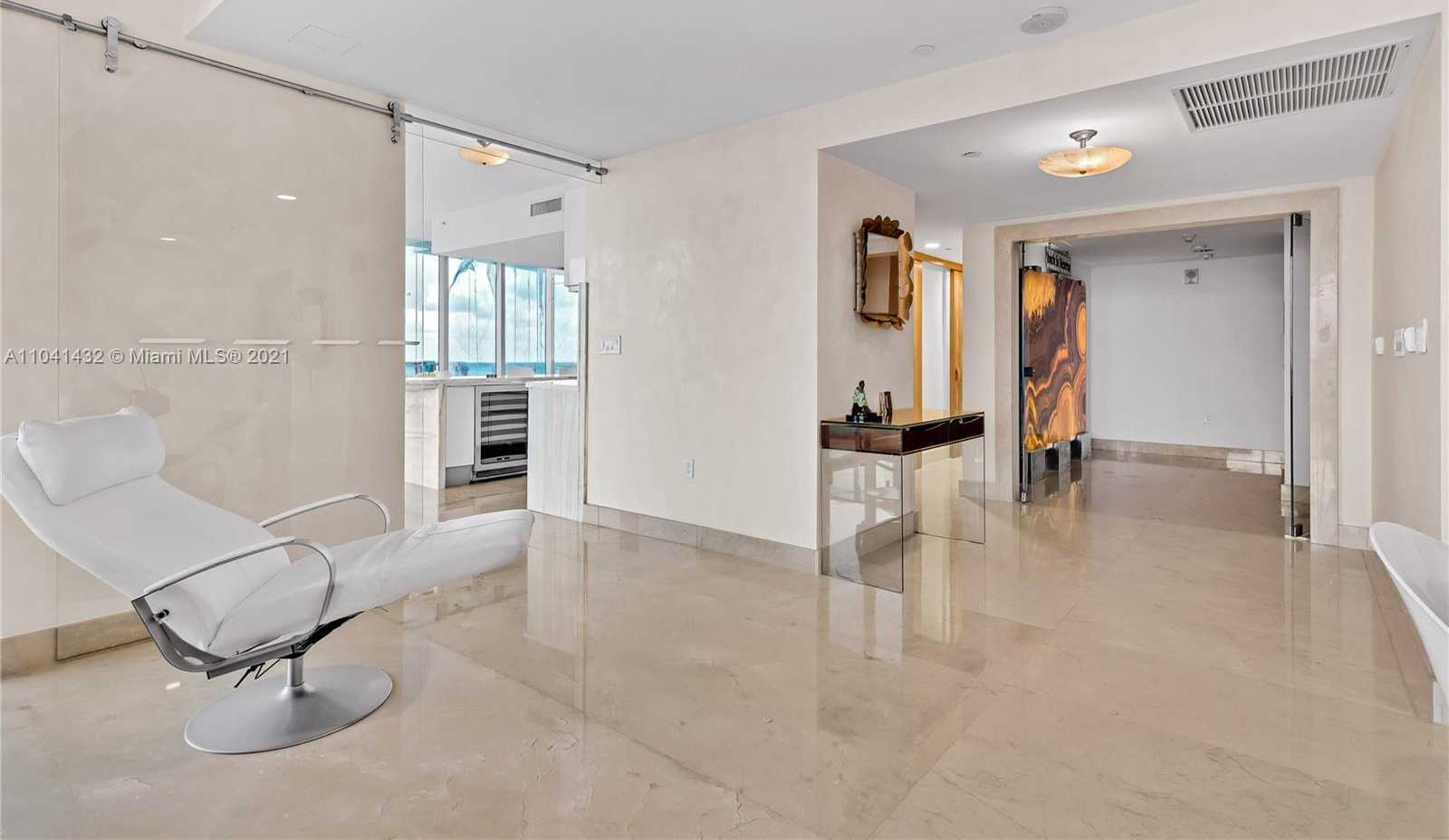 Small Image of 900 BISCAYNE BLVD #6301, Miami Number 32