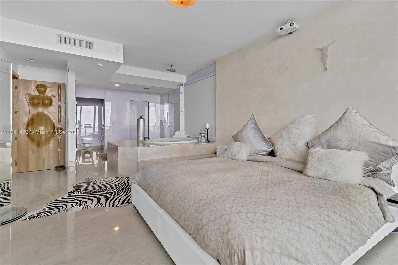 Small Image of 900 BISCAYNE BLVD #6301, Miami Number 45