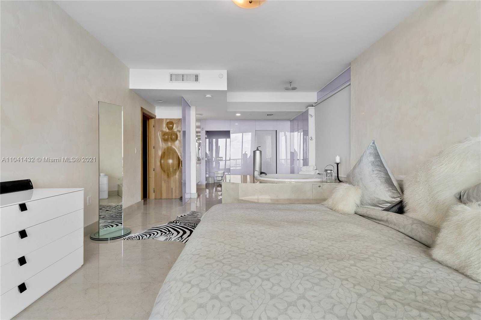 Small Image of 900 BISCAYNE BLVD #6301, Miami Number 46