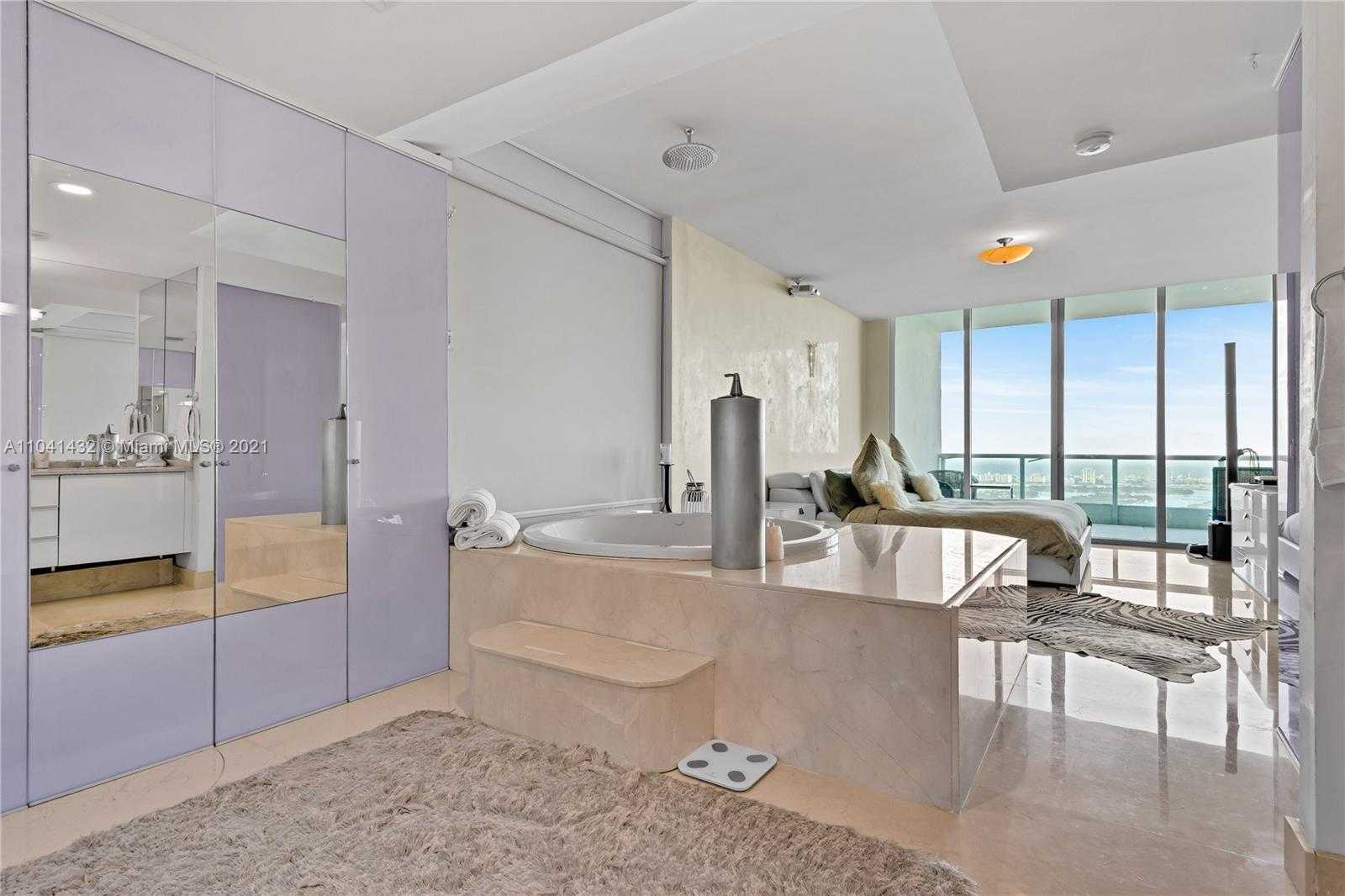 Small Image of 900 BISCAYNE BLVD #6301, Miami Number 49