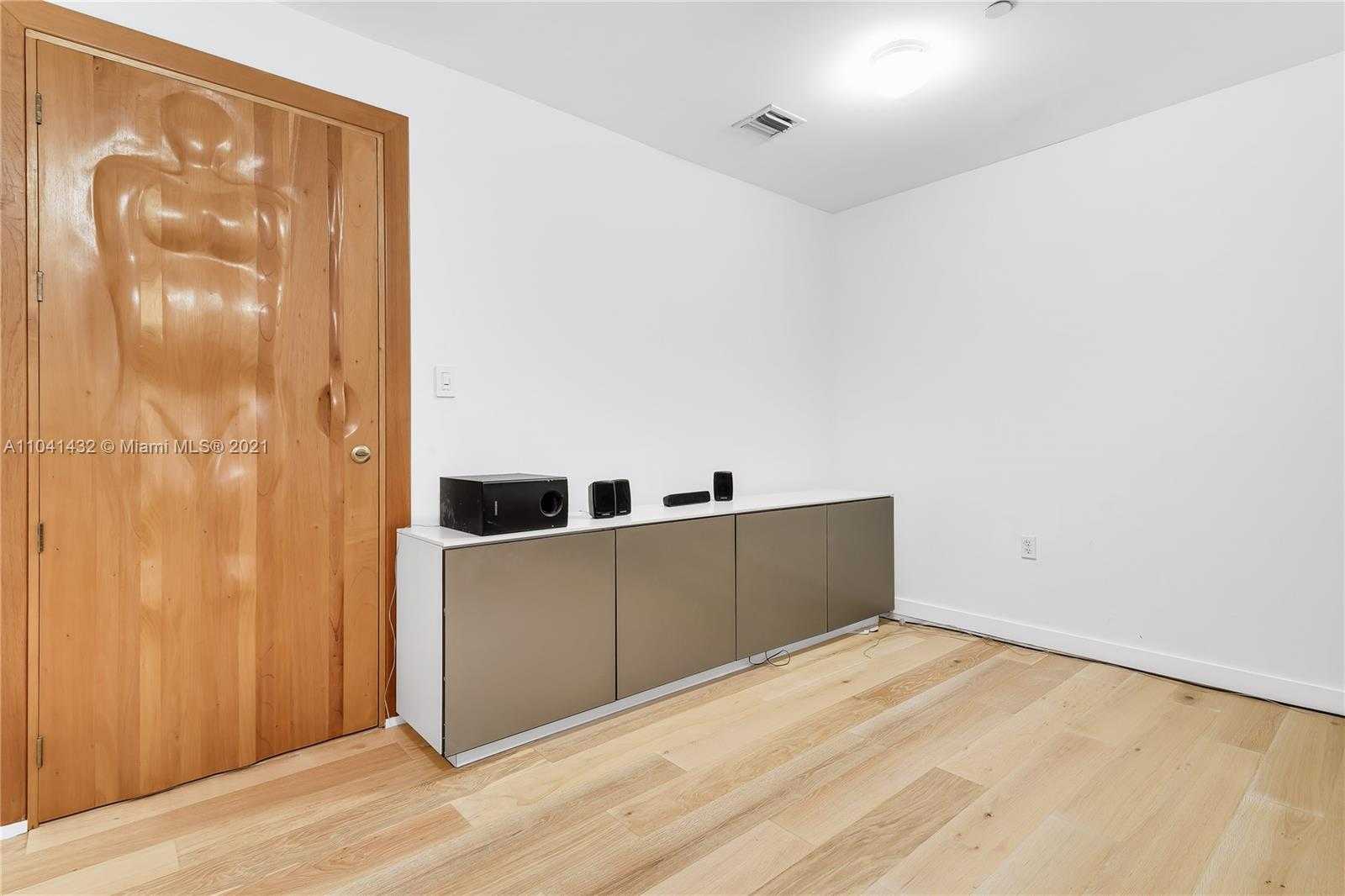 Small Image of 900 BISCAYNE BLVD #6301, Miami Number 52