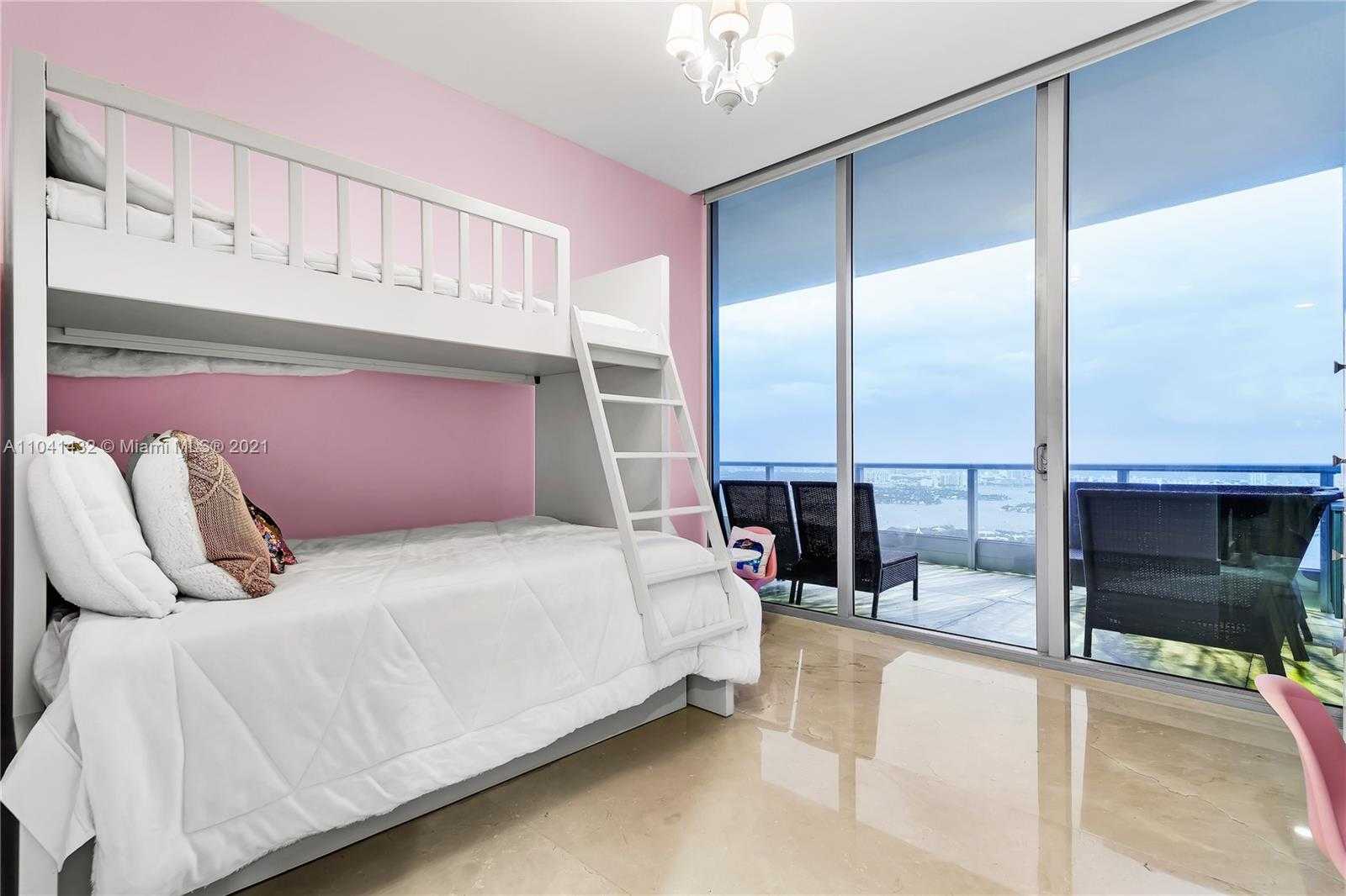 Small Image of 900 BISCAYNE BLVD #6301, Miami Number 57
