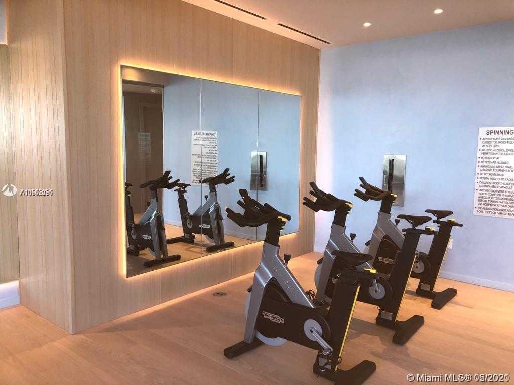 Small Image of 1000 BRICKELL PLAZA #2011, Miami Number 31