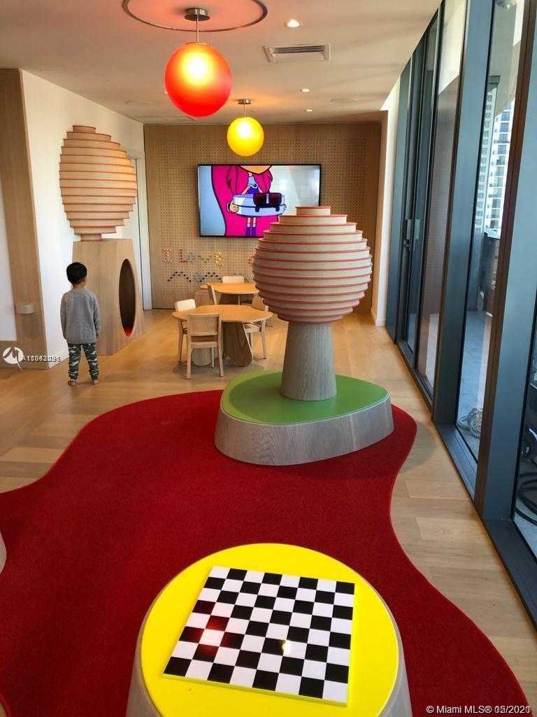 Small Image of 1000 BRICKELL PLAZA #2011, Miami Number 65