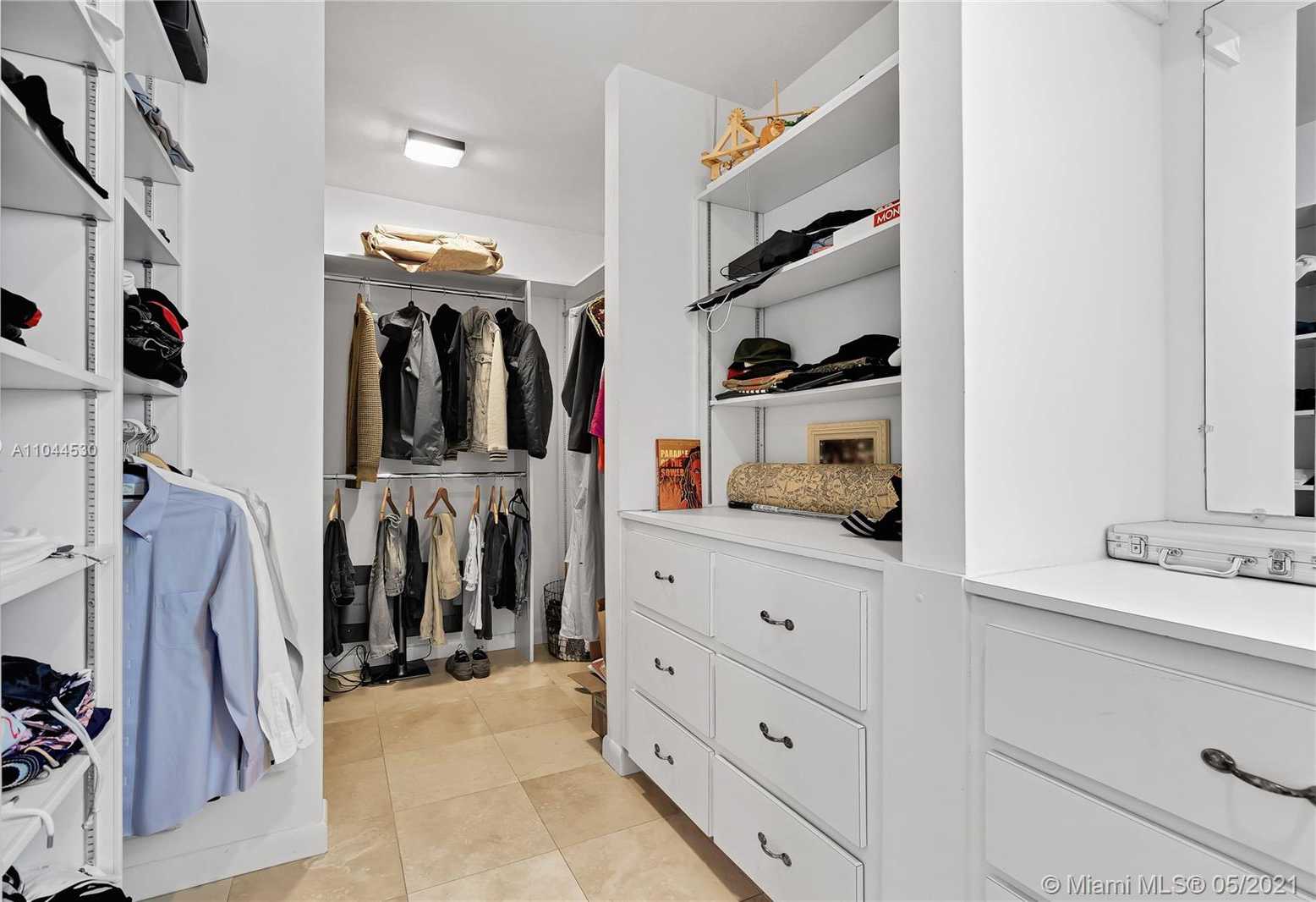 Small Image of 10 ISLAND DR, Key Biscayne Number 29